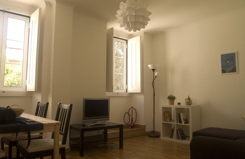 Santa Maria Maior Apartment | Renovated apartment in the charm of old Lisbon. Perfect location.
