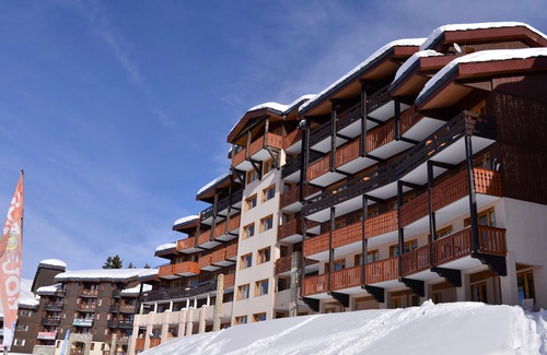 Belle Plagne Apartment | Renovated apt for 7 · Ski-in/Ski-out · Balcony · Pet-friendly