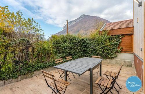 Menthon-Saint-Bernard Ski Chalet | Renovated Chalet In The Heart Of Menthon
