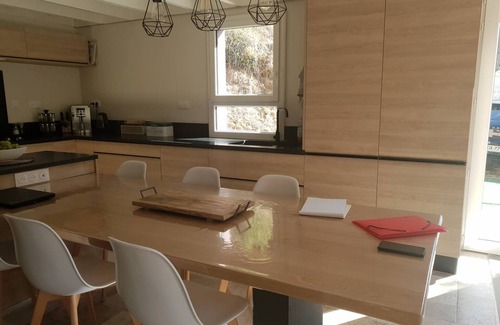 Cauterets Ski Chalet | Renovated chalet, 4 bedrooms, quiet area, parking