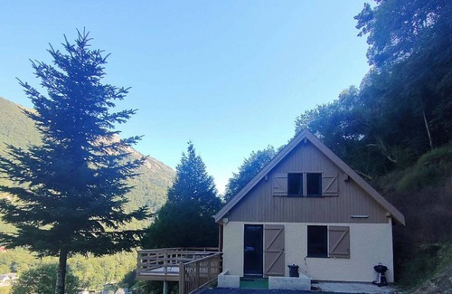 Cauterets Ski Chalet | Renovated chalet, 4 bedrooms, quiet area, parking