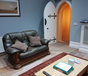 Crynant House | Renovated Church close to the beach