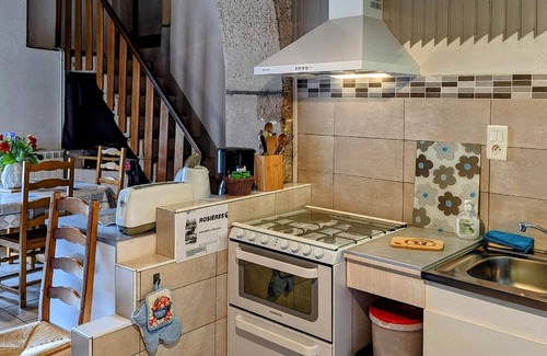 Saint-Bresson Cottage | Renovated Cottage with Comfort and Nature in Saint-Bresson