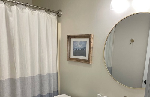 Frontier Cottage | Renovated cottage in quiet lake community. Game room. All-sports Lake Diane.