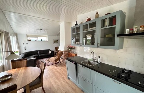 Sint Maartenszee House | Renovated detached luxury bungalow