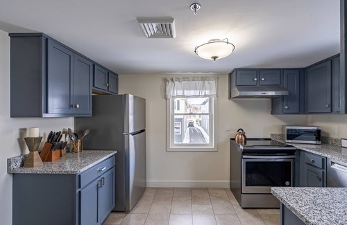 Lenox Apartment | Renovated Downtown 1bedroom