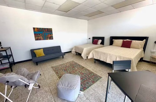 Carmen Apartment | Renovated Downtown Apt./Wi-fi