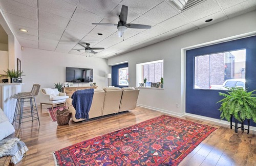 Downtown Apartment | Renovated Dtwn Retreat Less Than 1 Mi to Plaza Park!