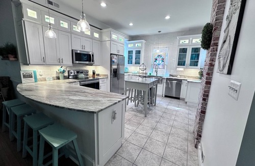 Cape Charles House | Renovated Gem: Walk to Beach, Historic District Shops, Restaurants, Central Park