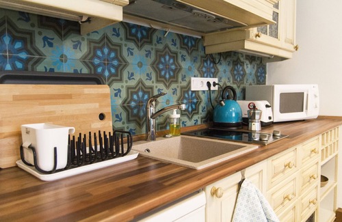 Terezvaros Apartment | Renovated Ground Floor Apartment at Oktogon