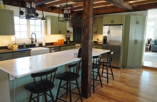 South Woodstock House | Renovated home in charming South Woodstock!