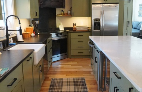 South Woodstock House | Renovated home in charming South Woodstock!