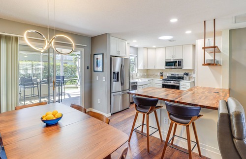Summerhill House | Renovated Home in The Villages w/Lanai, Golf Cart