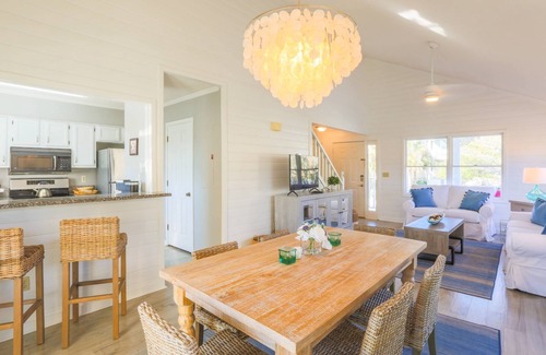 Pelican Bay House | Renovated Home w/Lagoon Views, Screened Porch, Deck & Community Pool; 5 Minute Walk to Beach!
