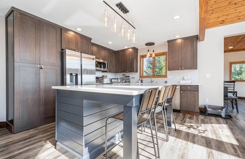 Waterfront Greens House | Renovated Home with great VIEWS! Boat dock, hot tub, dog friendly, golf course.
