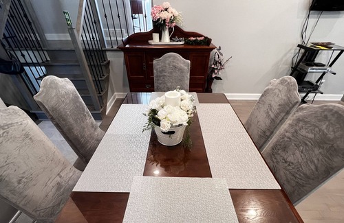 Brossard House | Renovated house in Brossard