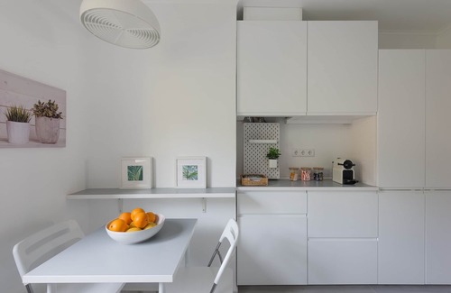 Alcantara Apartment | Renovated & Light Filled Near Belém, by TimeCooler