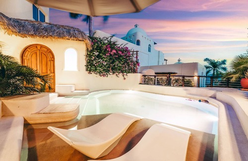 P Chahue Villa | Renovated Ocean View Villa + Private Pool