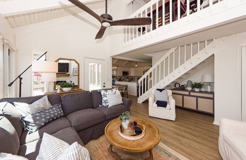 Sealoft Villas Cottage | Renovated on the Lagoon within Walking Distance to the Beach &n Amenity Cards!
