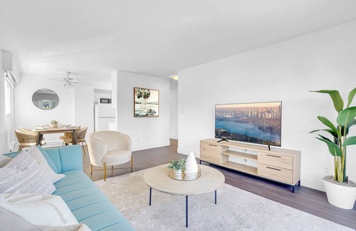 Port Moody Apartment | Renovated Port Moody Condo