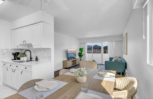 Port Moody Apartment | Renovated Port Moody Condo