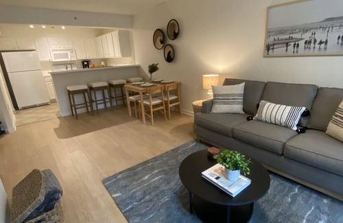 Winkler Condo | Renovated | Resort Like Condo | Salt Water Pool | Fort Myers