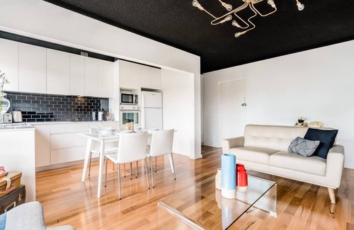 Drummoyne Apartment | Renovated Retro Apartment Near Harbour Front Walks