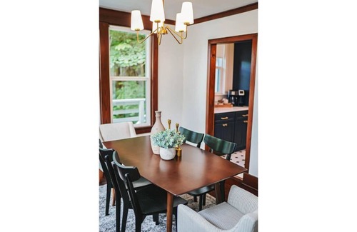 Peoria Heights House | Renovated River View in the Heights!