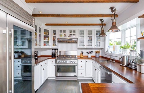 Sag Harbor House | Renovated Sag Harbor Village 4 Bedroom With Pool + New Bronco with Beach Pass!