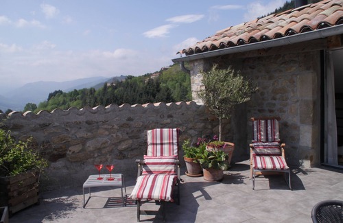 Chirols House | Renovated stone loft with panoramic terrace