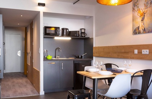 Arc-2000 Apartment | Renovated studio near center, balcony, WiFi