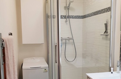 Maisons-Laffitte Apartment | Renovated studio 5min walk from the RER A station and the city center