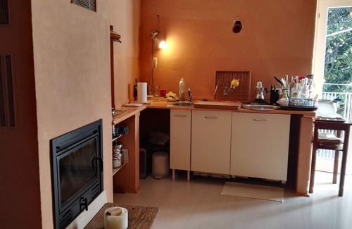 Marciana Apartment | Renovated two-room apartment in the square of Magnolias