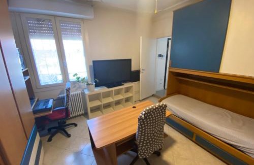Turro Apartment | Renovated with two single beds