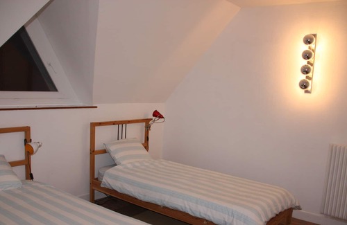 Lingreville Villa | Rent large villa "feet in water" with superb sea view