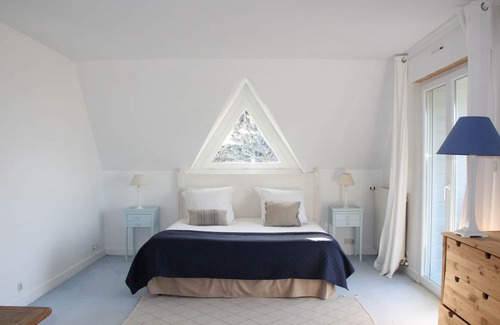 Lingreville Villa | Rent large villa "feet in water" with superb sea view