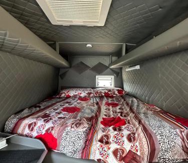 Preze Other | Rent van Luxury Sprinter