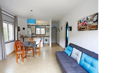 Miami Platja Ski Chalet | Rentalmar Casa Horus