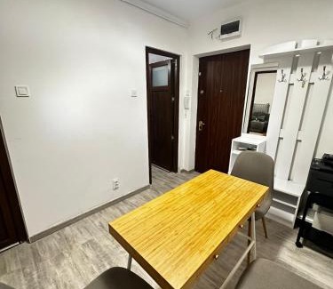 Sector 3 Apartment | RENTeaza Studio IOR Park