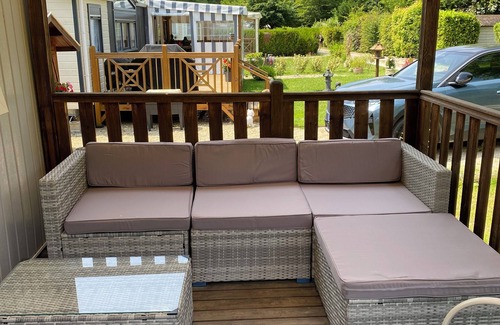 Nibelle House | Rented 2-bedroom mobile home Heated indoor pool, tennis court, children's playground, wooded area