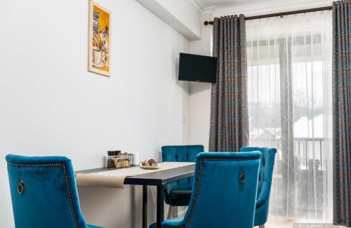 Gura Humorului Apartment | RentForComfort Ellys 2BDR Apartment