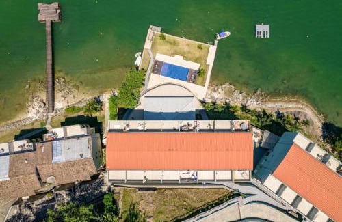 Caieira Apartment | Requinte Luxuoso com Vista Mar