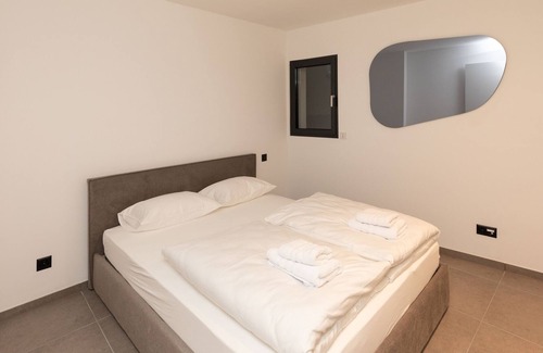 Lumino Apartment | Res.3544 Jr Suite 207, Lumino, Switzerland