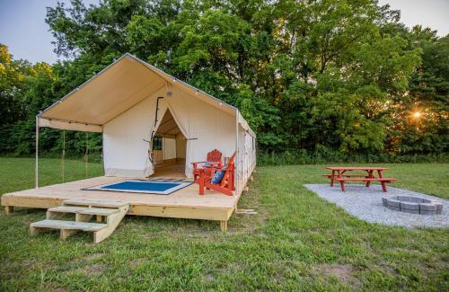 Cassville Other | Reserve all 5 tents for the price of 4 - Roaring River Hills