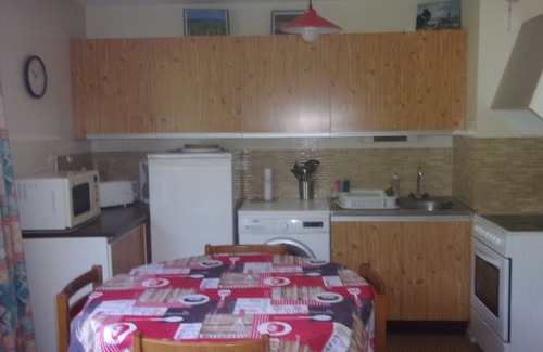 Mont-Dore Apartment | Residence A. LE CAPUCIN, N ° 68 Apartment 4 people facing LUGE TENNIS COURTS
