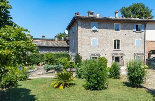 Crocetta-San Lazzaro-Modena Est Apartment | Residence Antico Borgo