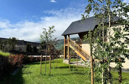 Peyragudes Villa | Residence Armen1-loudenvielle Armenteule - House for 8 near Loudenvielle Wifi and Garage