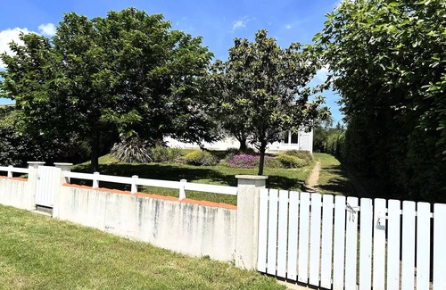 L'Aiguillon-sur-Vie Villa | Residence Br000-p07-l Aiguillon Sur Vie - Houses & Villas for 6 People