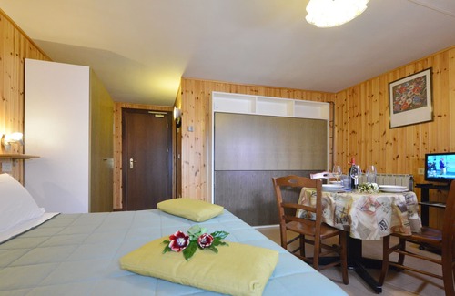 Antey-Saint-Andre Condo | Residence Bellevue-Studio / Studio 2 persons