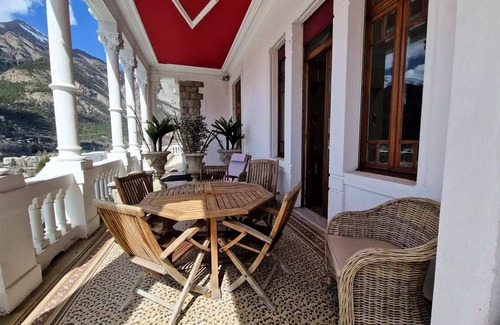 Jausiers Apartment | Residence Chateau Des Magnans Bat C - MAGNIFIC STANDING APPARTMENT IN THE CHATEAU